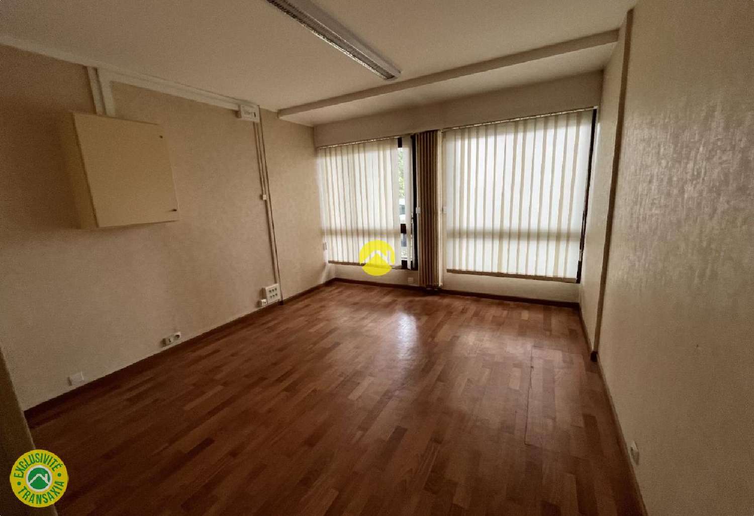  te koop bedrijfsruimte/ kantoor Bourges Cher 4