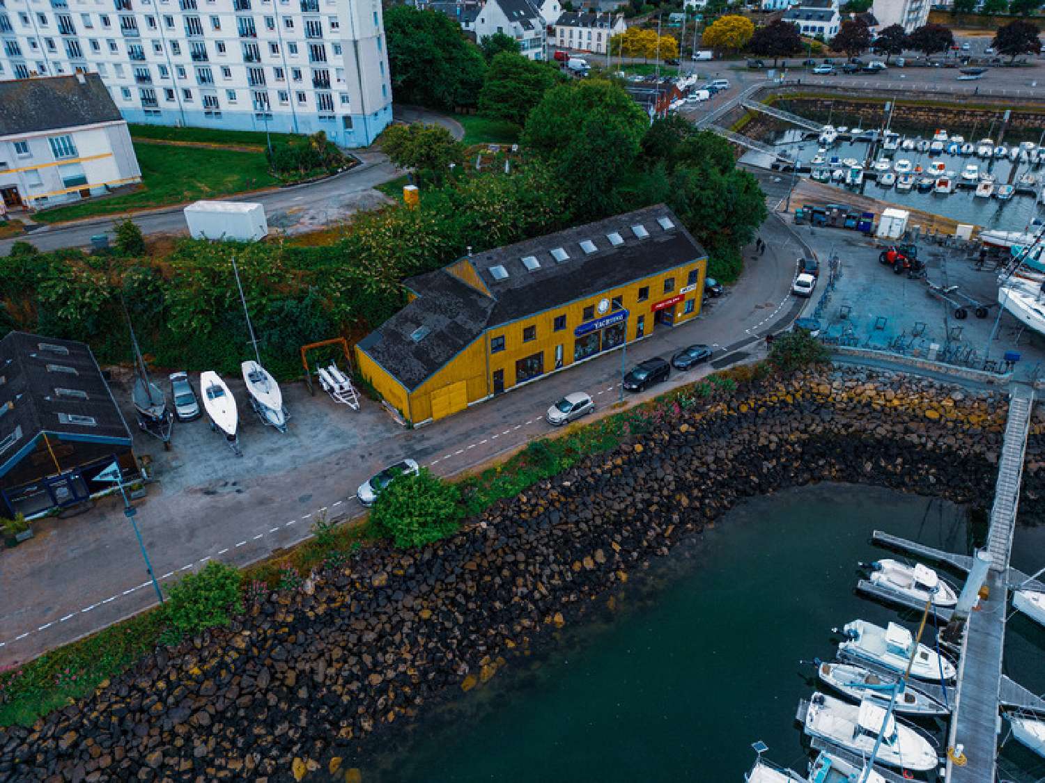  for sale commercial Douarnenez Finistère 3