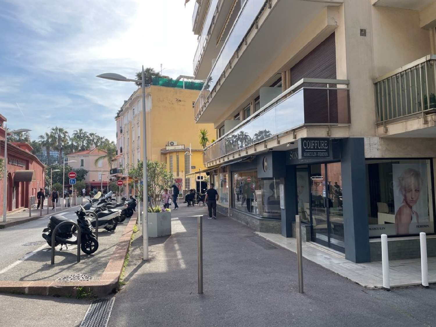  for sale commercial Juan-les-Pins Alpes-Maritimes 2