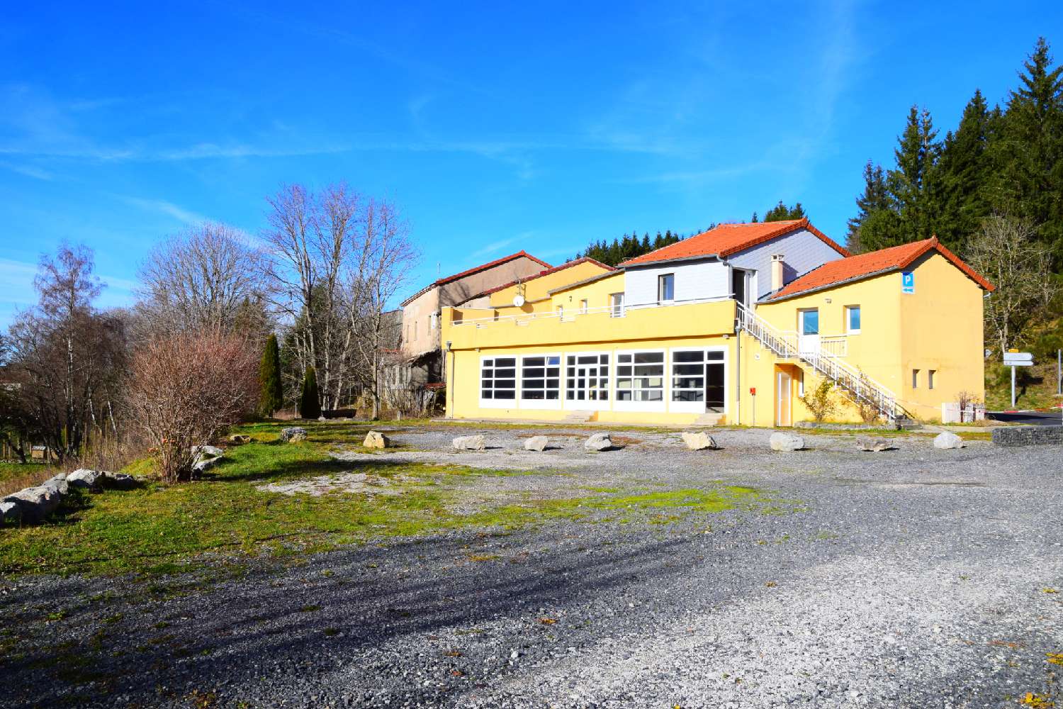  en venta local comercial Lanarce Ardèche 6