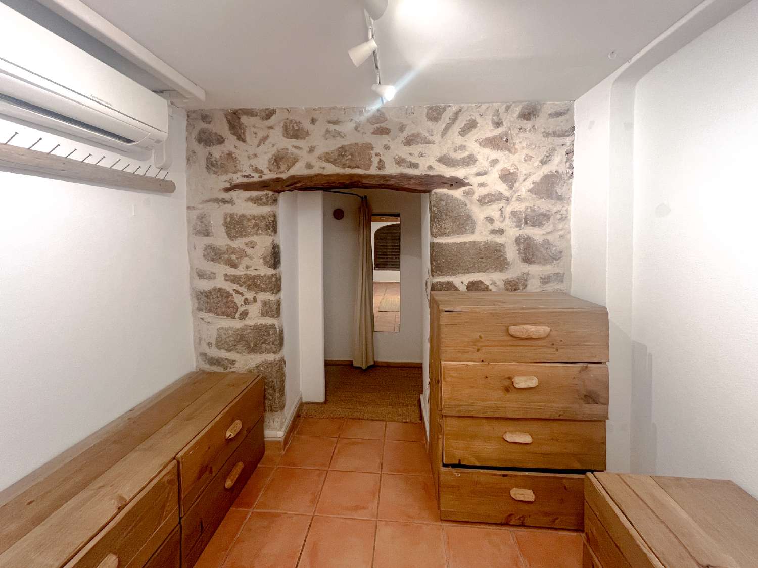  te koop bedrijfsruimte/ kantoor Porto-Vecchio Corse-du-Sud 3