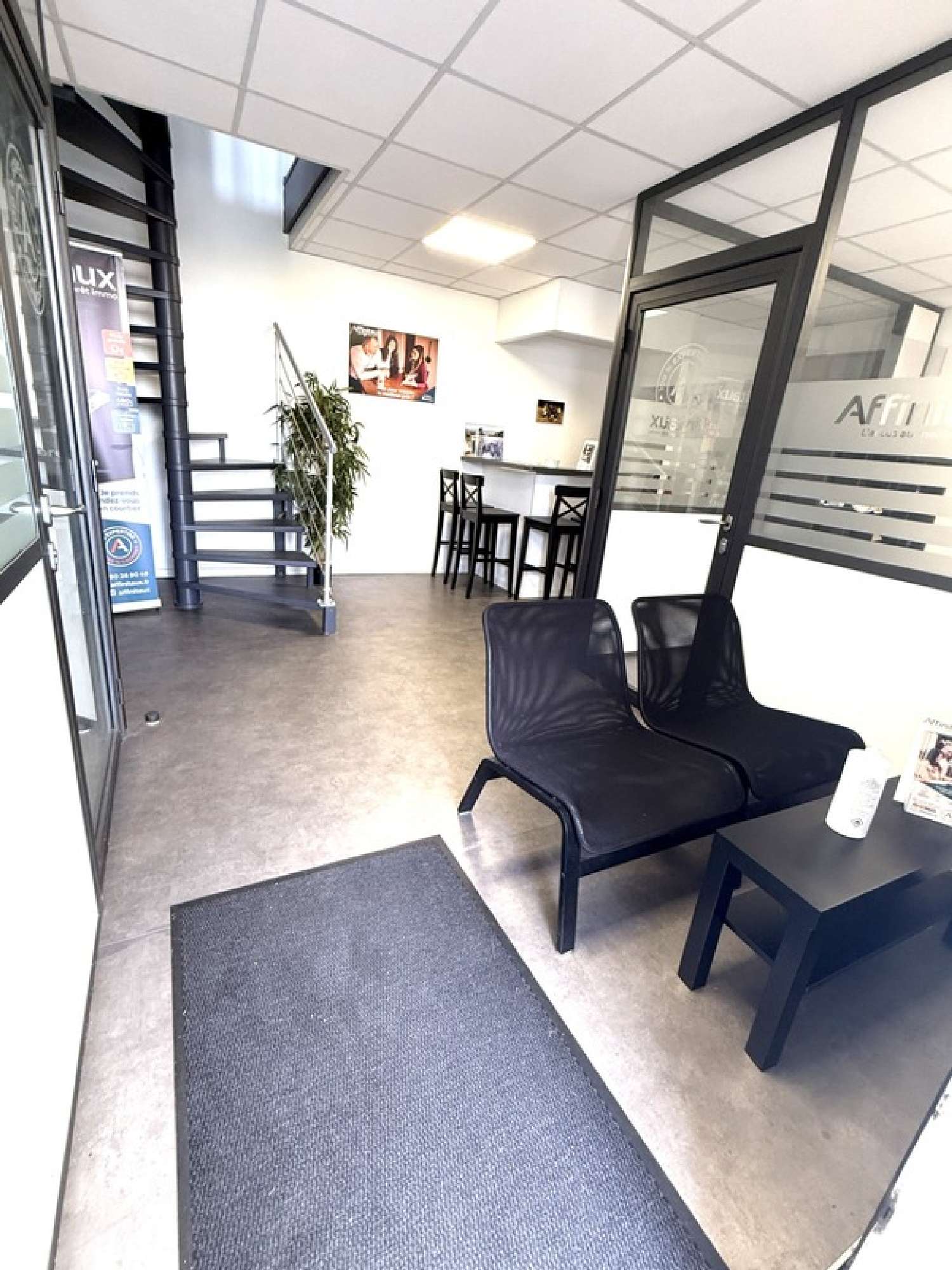  te koop bedrijfsruimte/ kantoor Saint-Ouen-l'Aumône Val-d'Oise 2