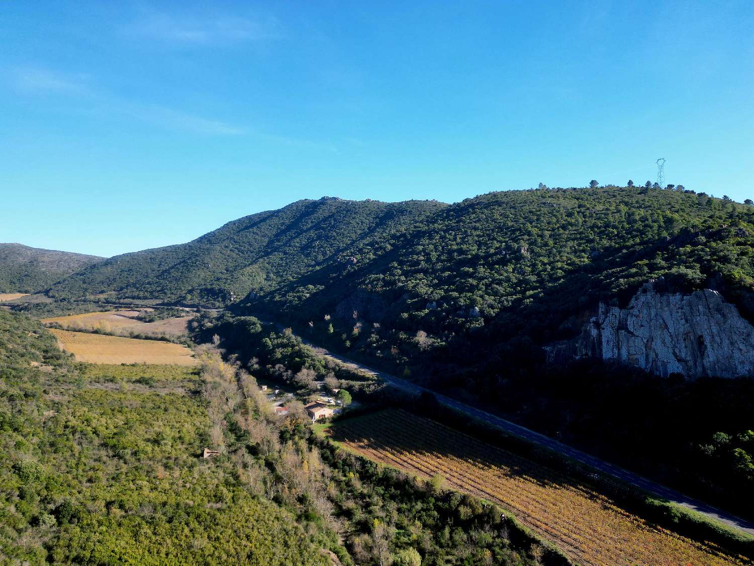  te koop vrijstaand Roquebrun Hérault 3