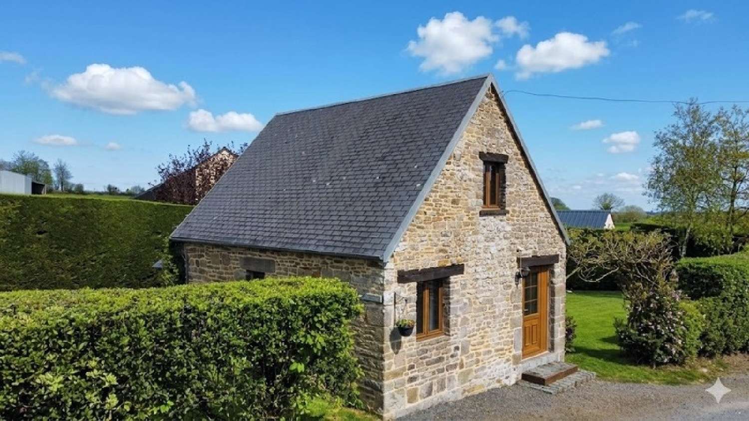  for sale estate Fleury Manche 2