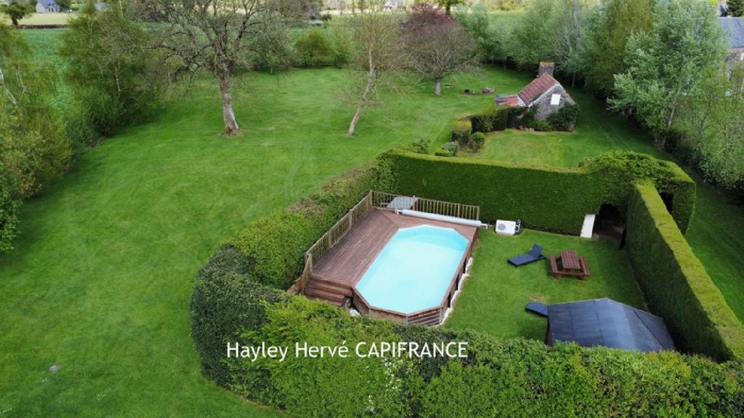  for sale estate Fleury Manche 5