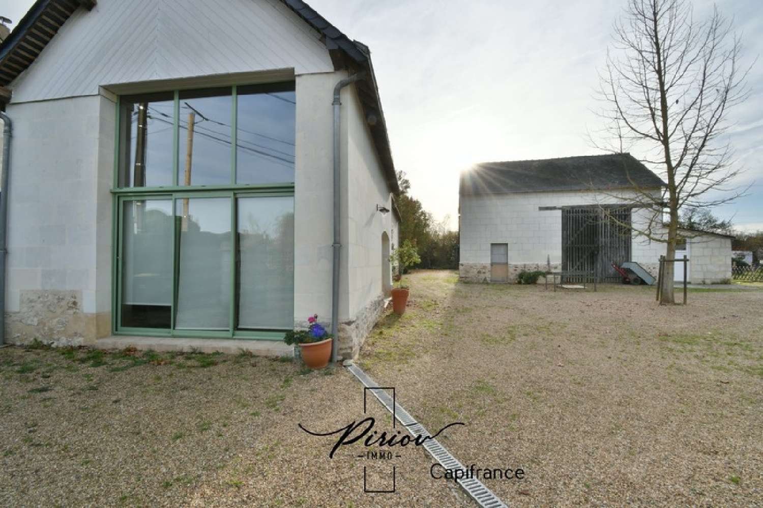 for sale estate Saint-Martin-de-la-Place Maine-et-Loire 2