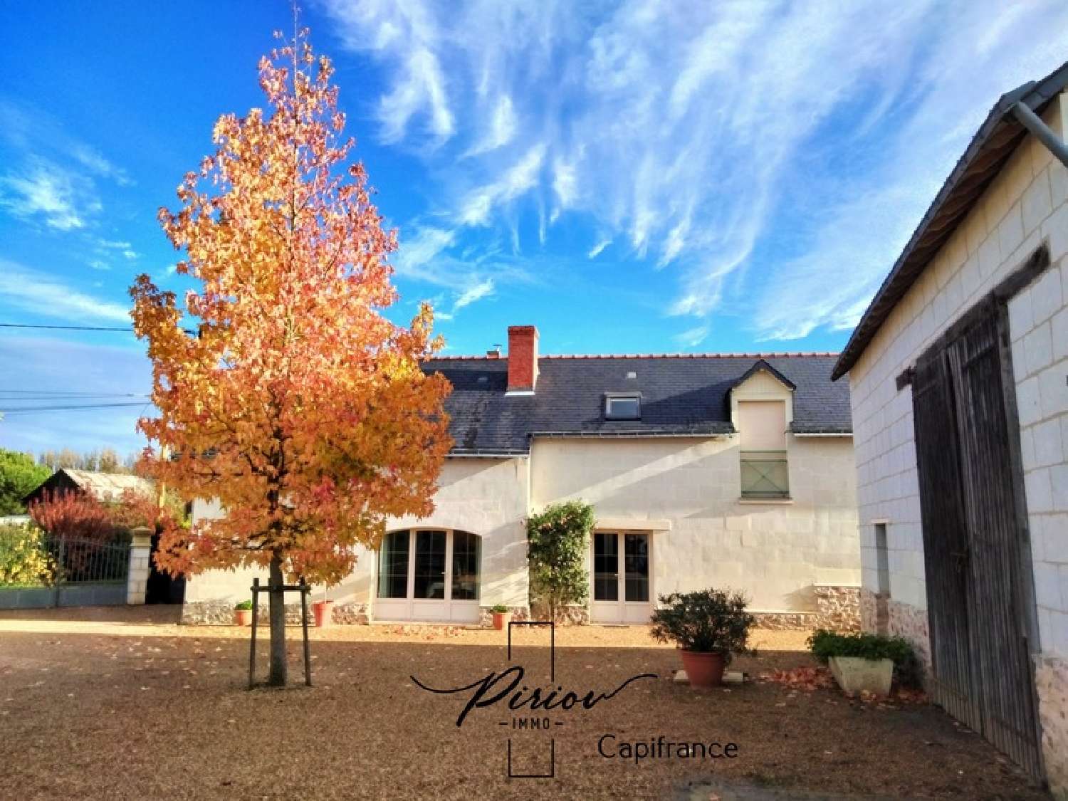 for sale estate Saint-Martin-de-la-Place Maine-et-Loire 3