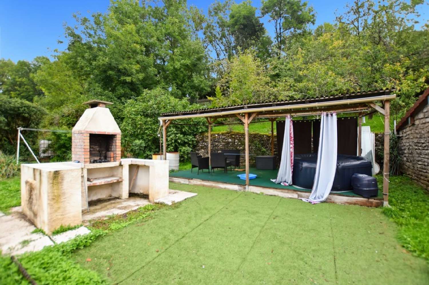 à vendre propriété Saint-Sernin-du-Plain Saône-et-Loire 5