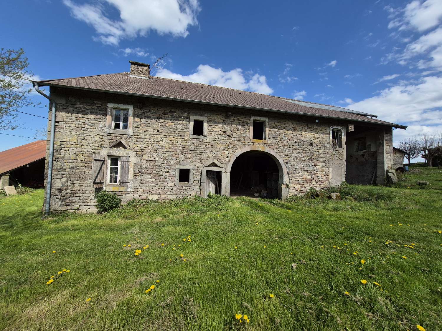 te koop boerderij Fougerolles Haute-Saône 1