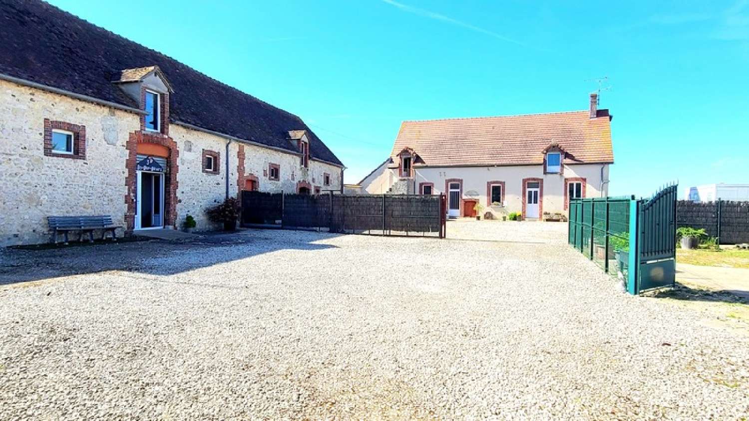  te koop boerderij Houville-la-Branche Eure-et-Loir 8