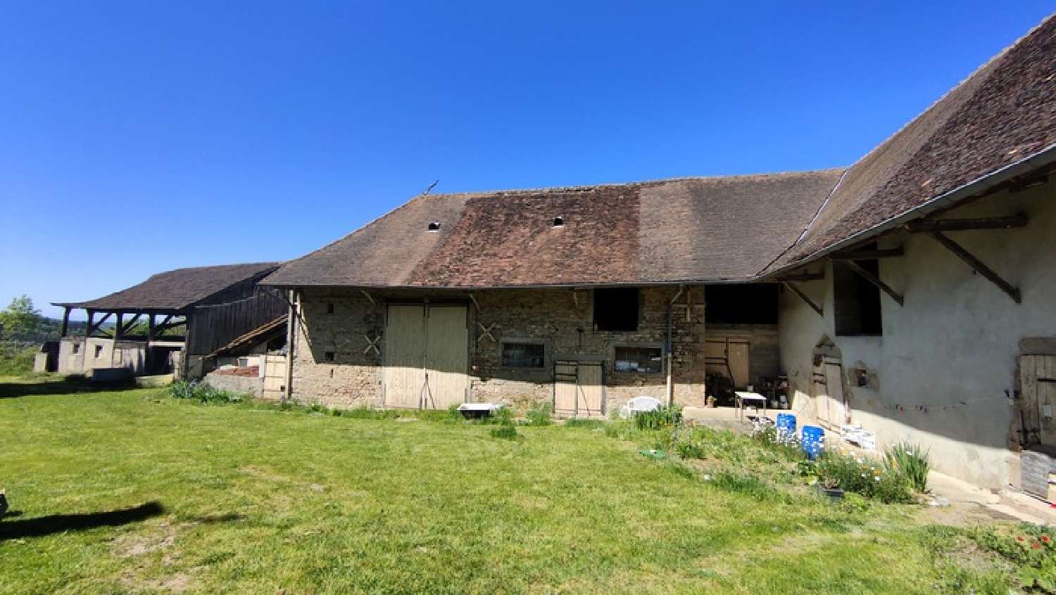  te koop boerderij La Guiche Saône-et-Loire 2