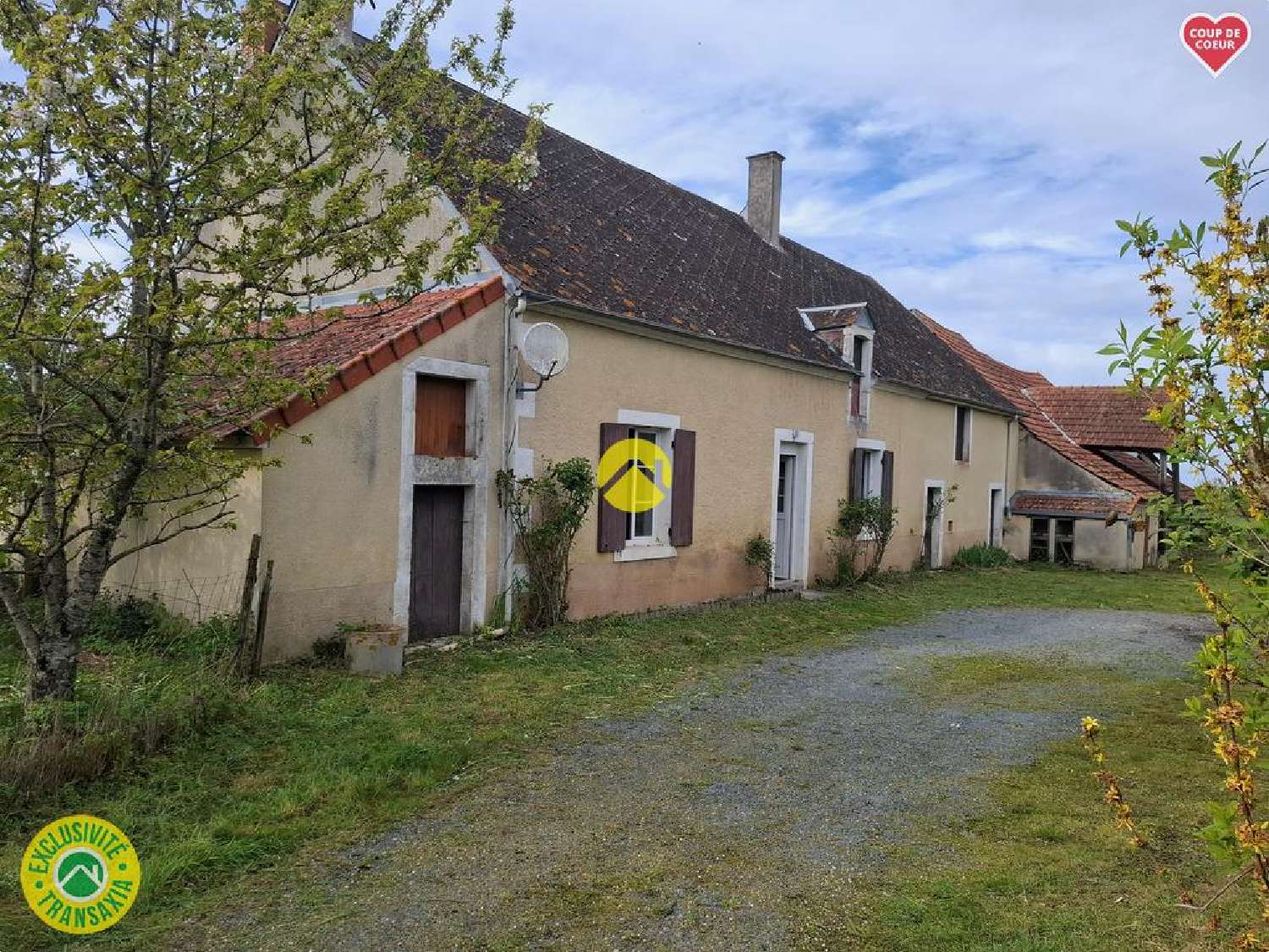 for sale farm Saint-Hilaire-en-Lignières Cher 2