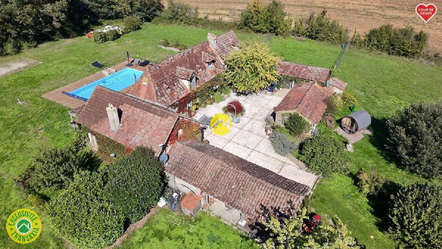 te koop boerderij Saint-Laurent-des-Bâtons Dordogne 1
