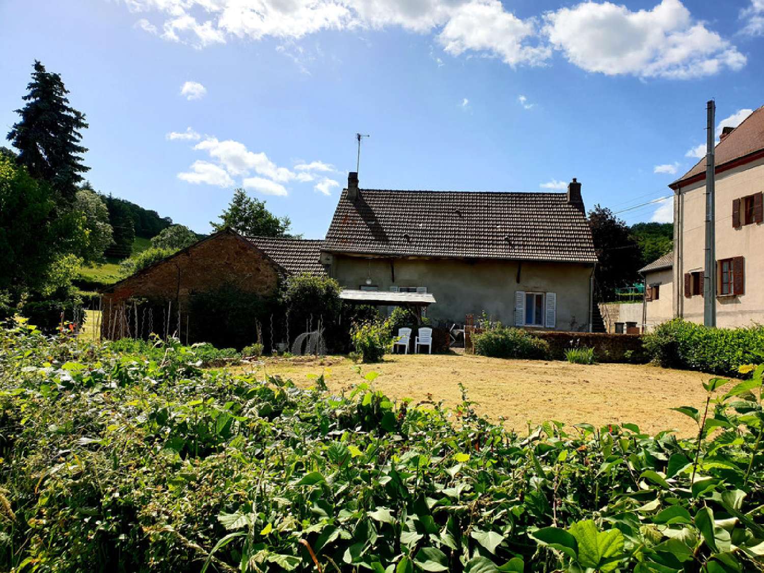 for sale farm Sainte-Radegonde Saône-et-Loire 1