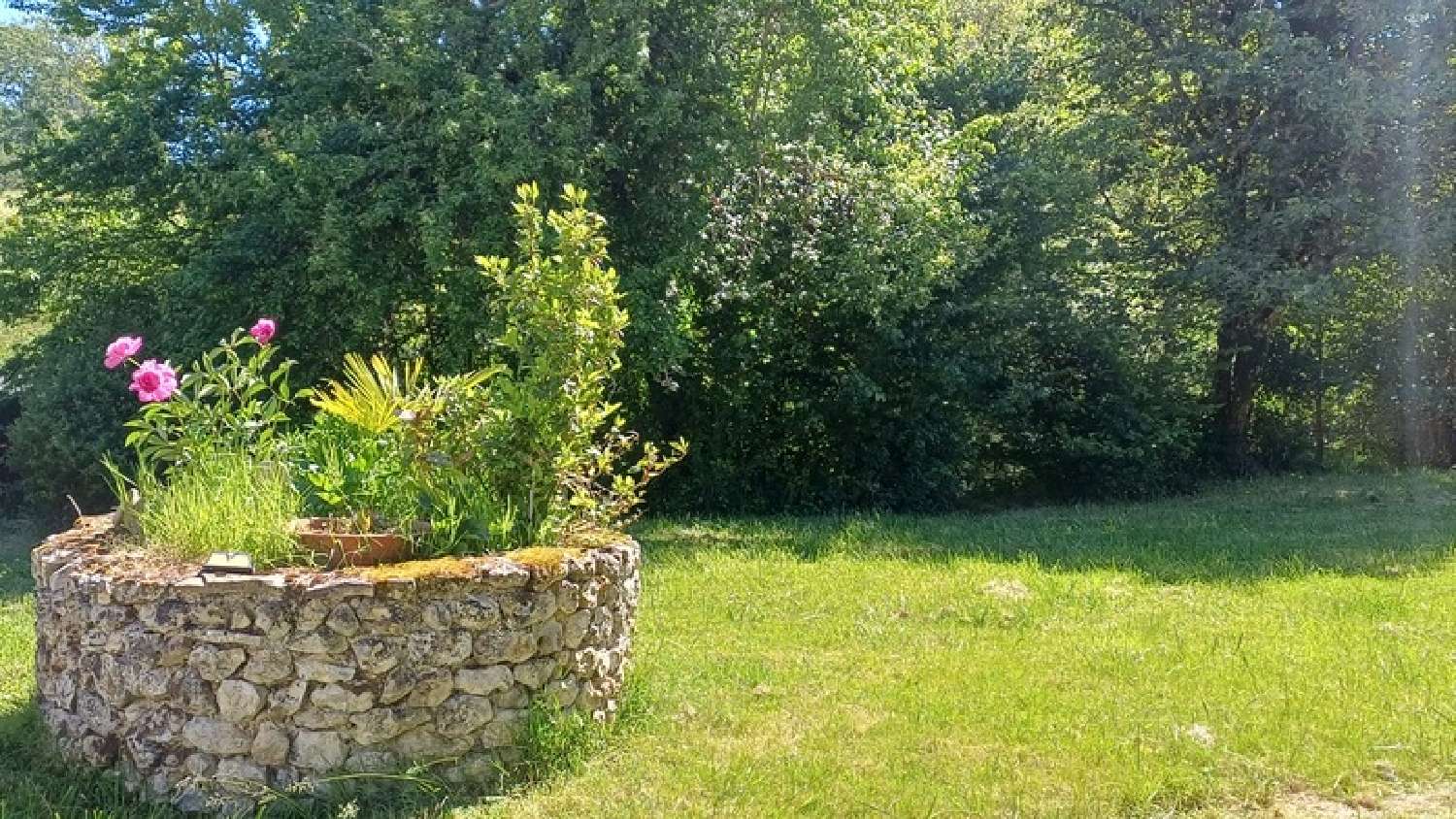à vendre ferme Thenon Dordogne 2