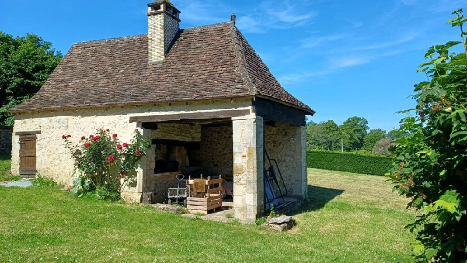 à vendre ferme Thenon Dordogne 4