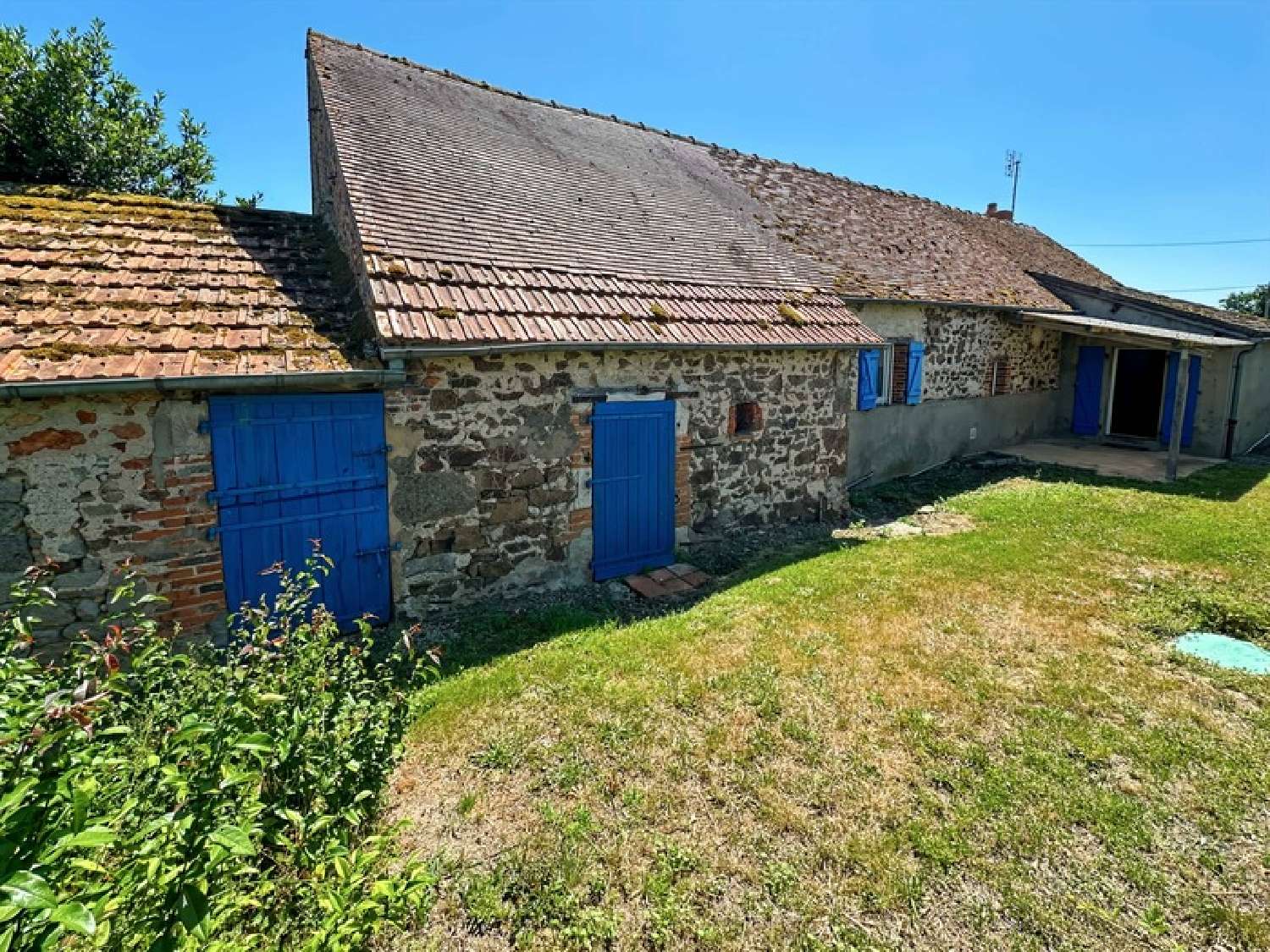 à vendre ferme Villefranche-d'Allier Allier 3