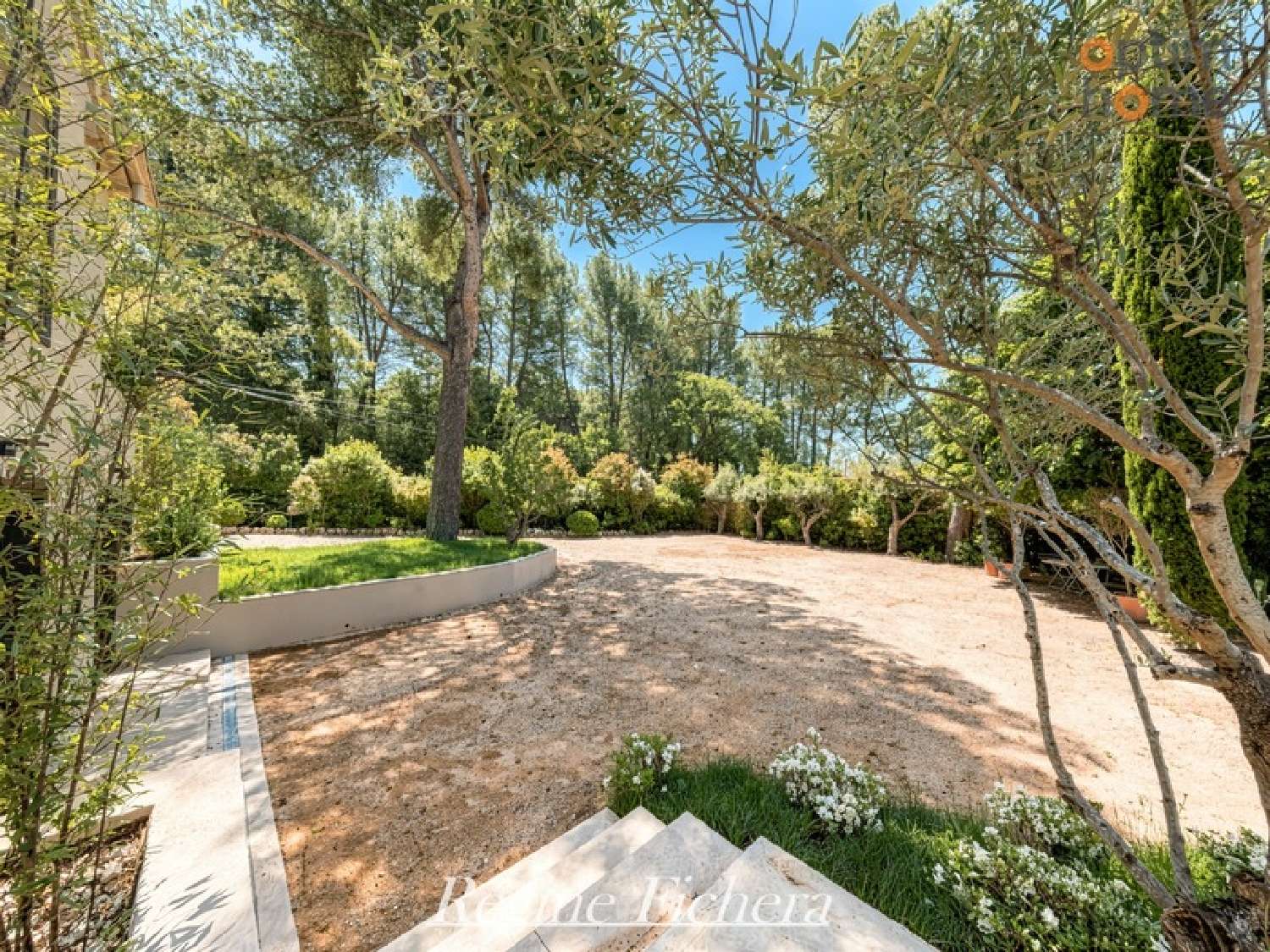  à vendre maison Aix-en-Provence Bouches-du-Rhône 8