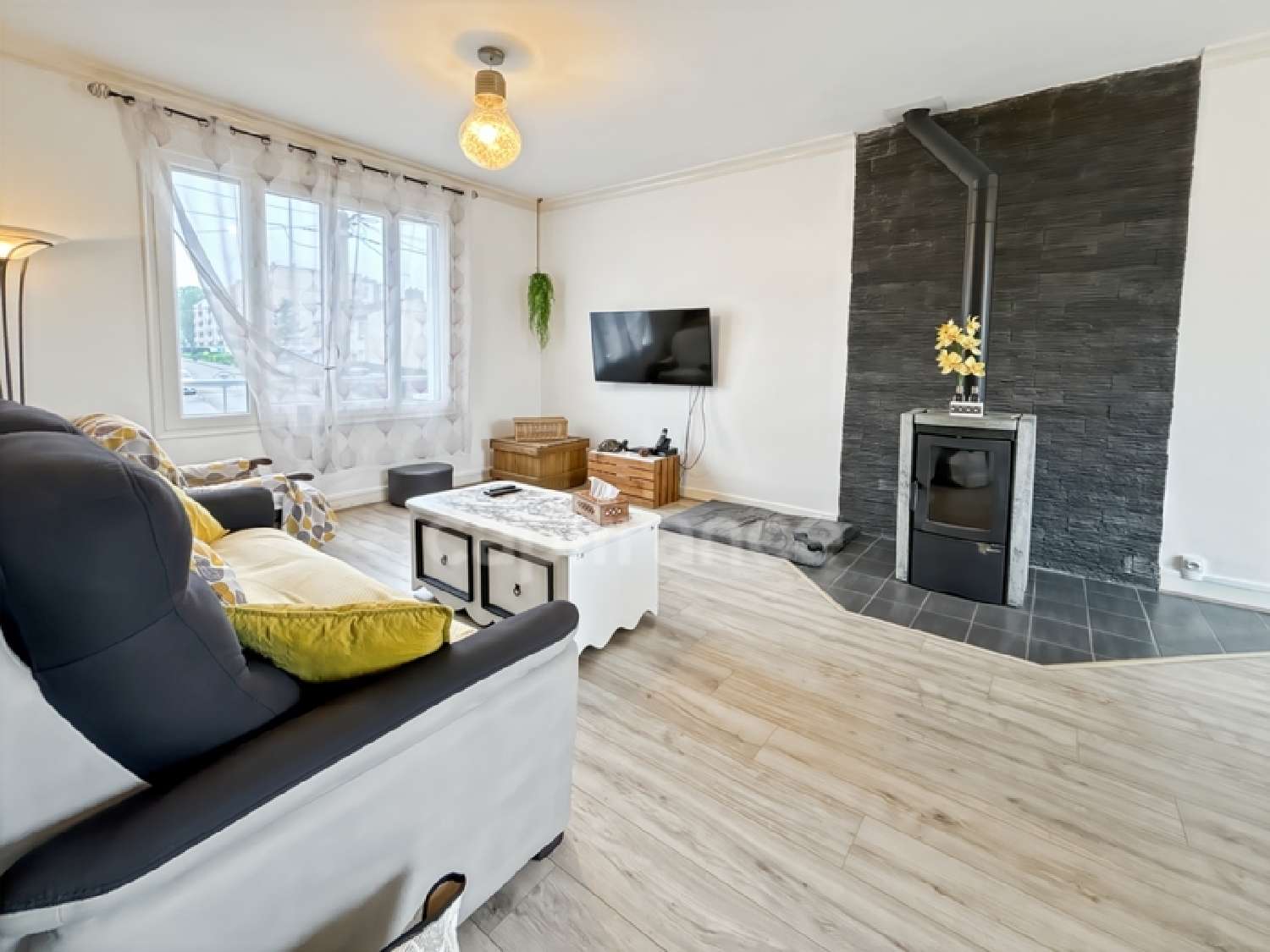  te koop huis Allonnes Sarthe 2