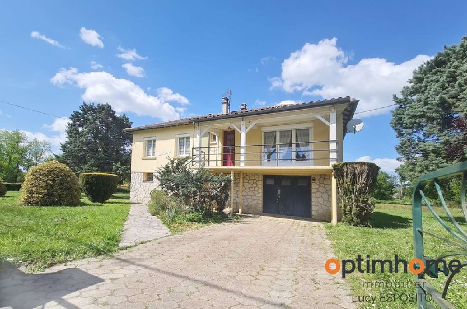  te koop huis Ambernac Charente 1