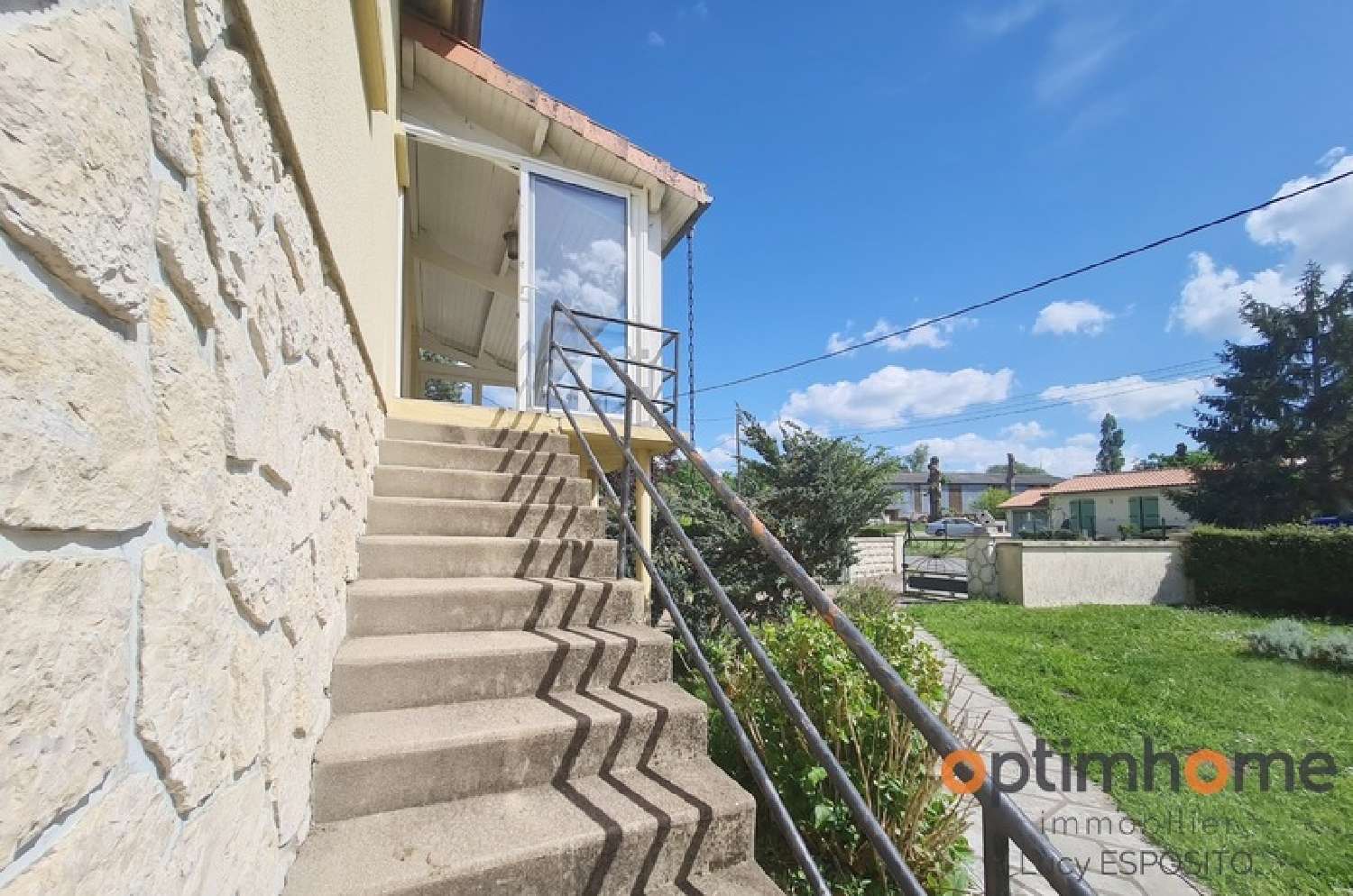  te koop huis Ambernac Charente 2
