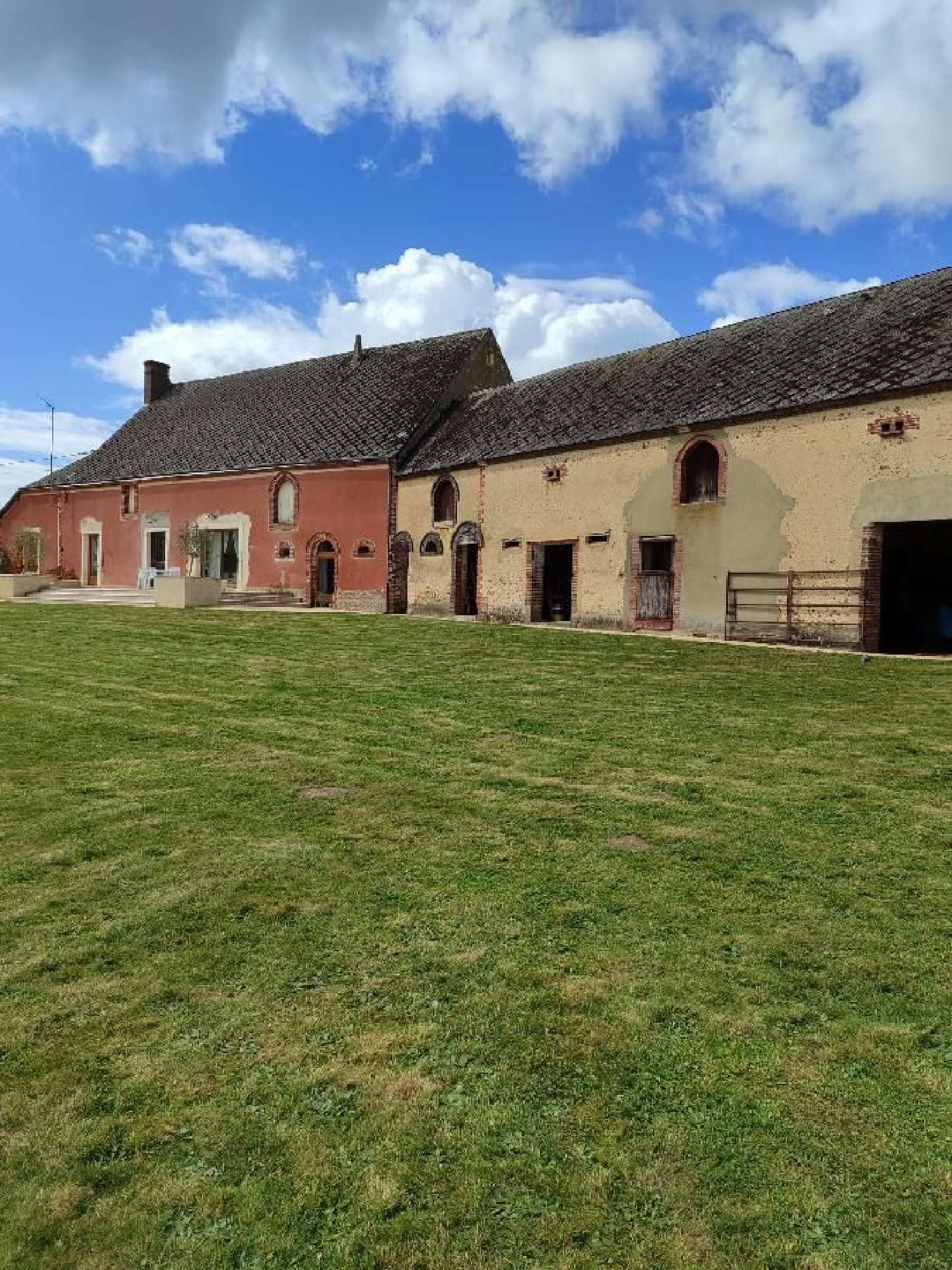  for sale house Avezé Sarthe 1