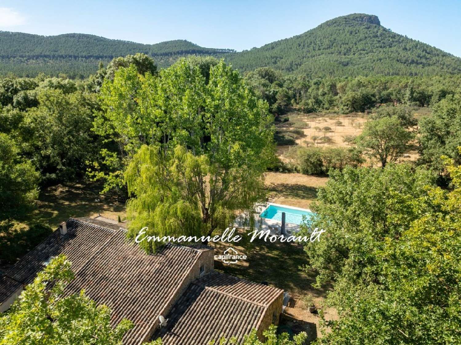  te koop huis Bagnols-en-Forêt Var 8