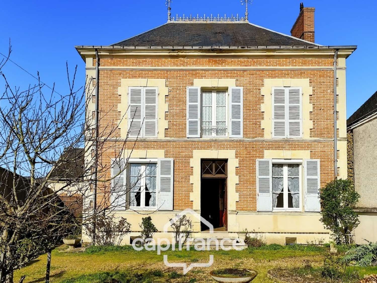 for sale house Bessé-sur-Braye Sarthe 2