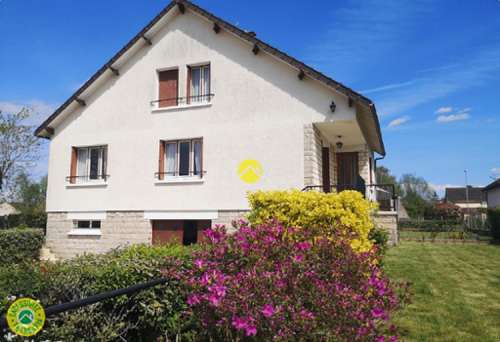 Bléneau Yonne huis foto