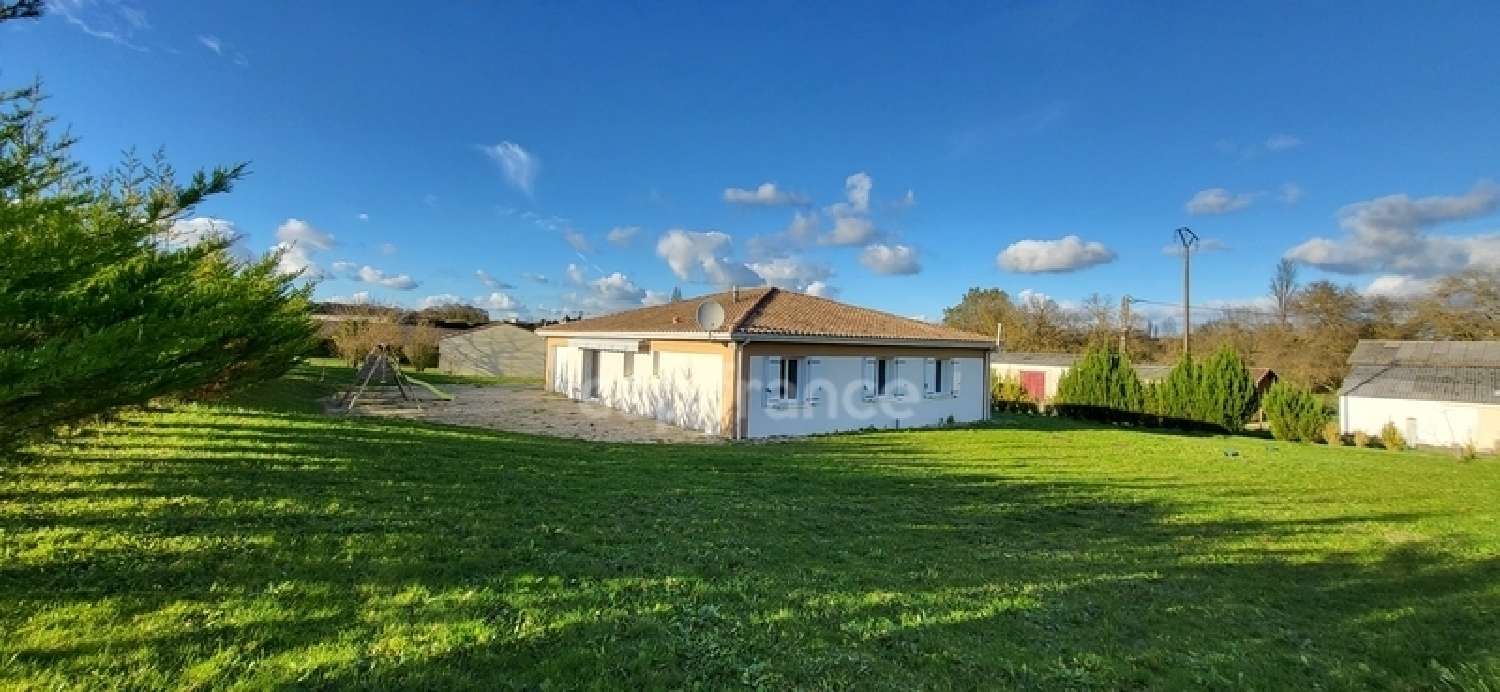 à vendre maison Saint-Bonnet Charente 2