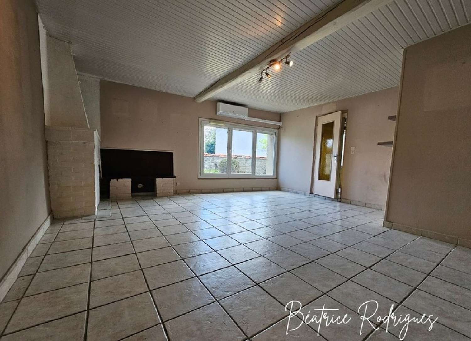  for sale house Bonson Loire 6