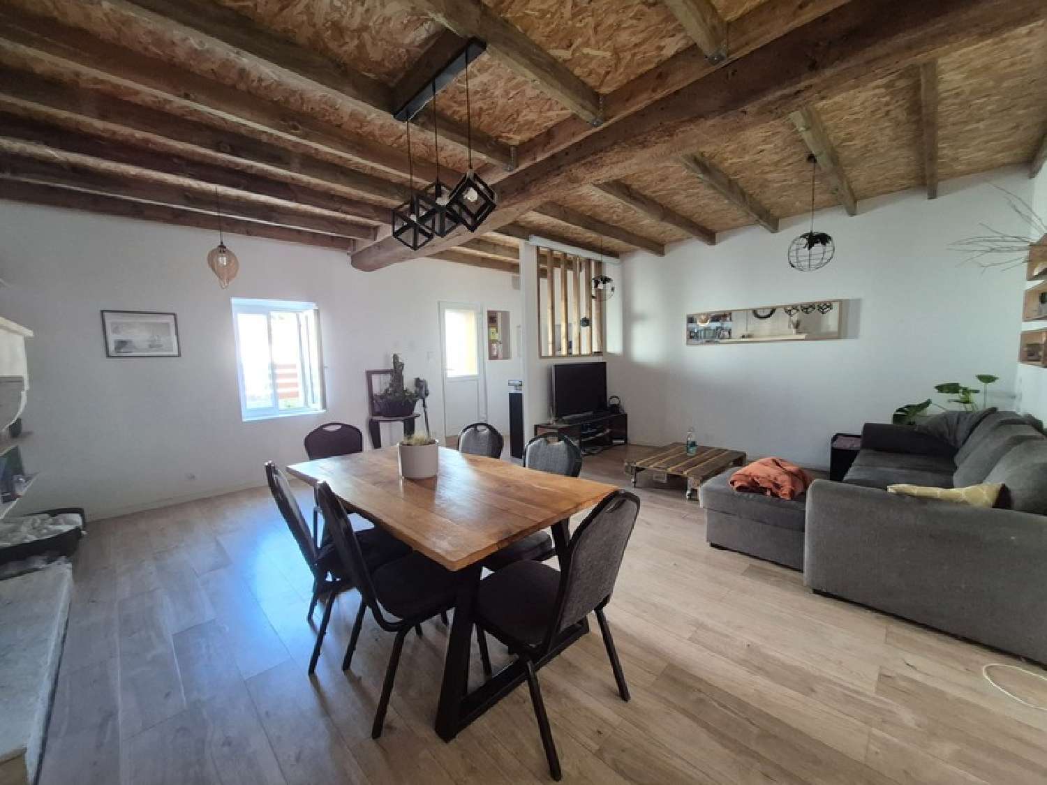  à vendre maison Bords Charente-Maritime 2
