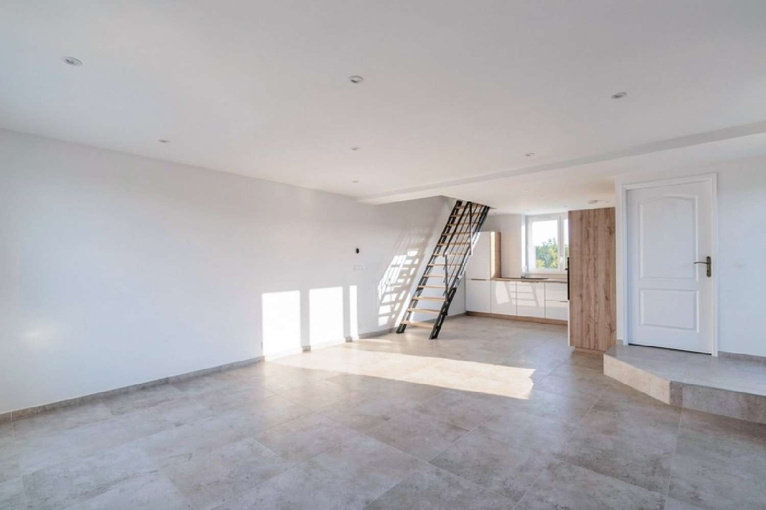  for sale house Bourgoin-Jallieu Isère 3