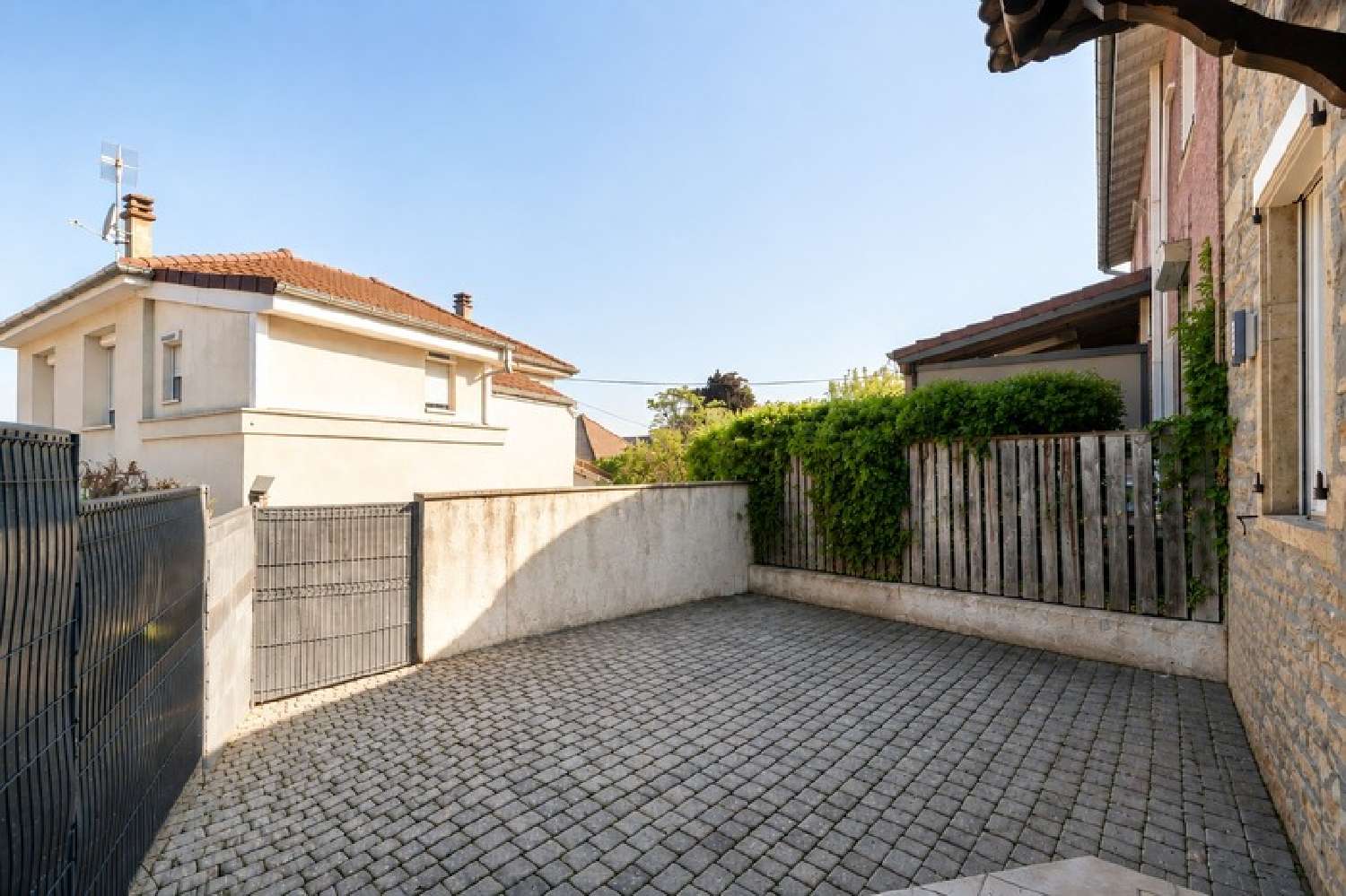  for sale house Bourgoin-Jallieu Isère 6