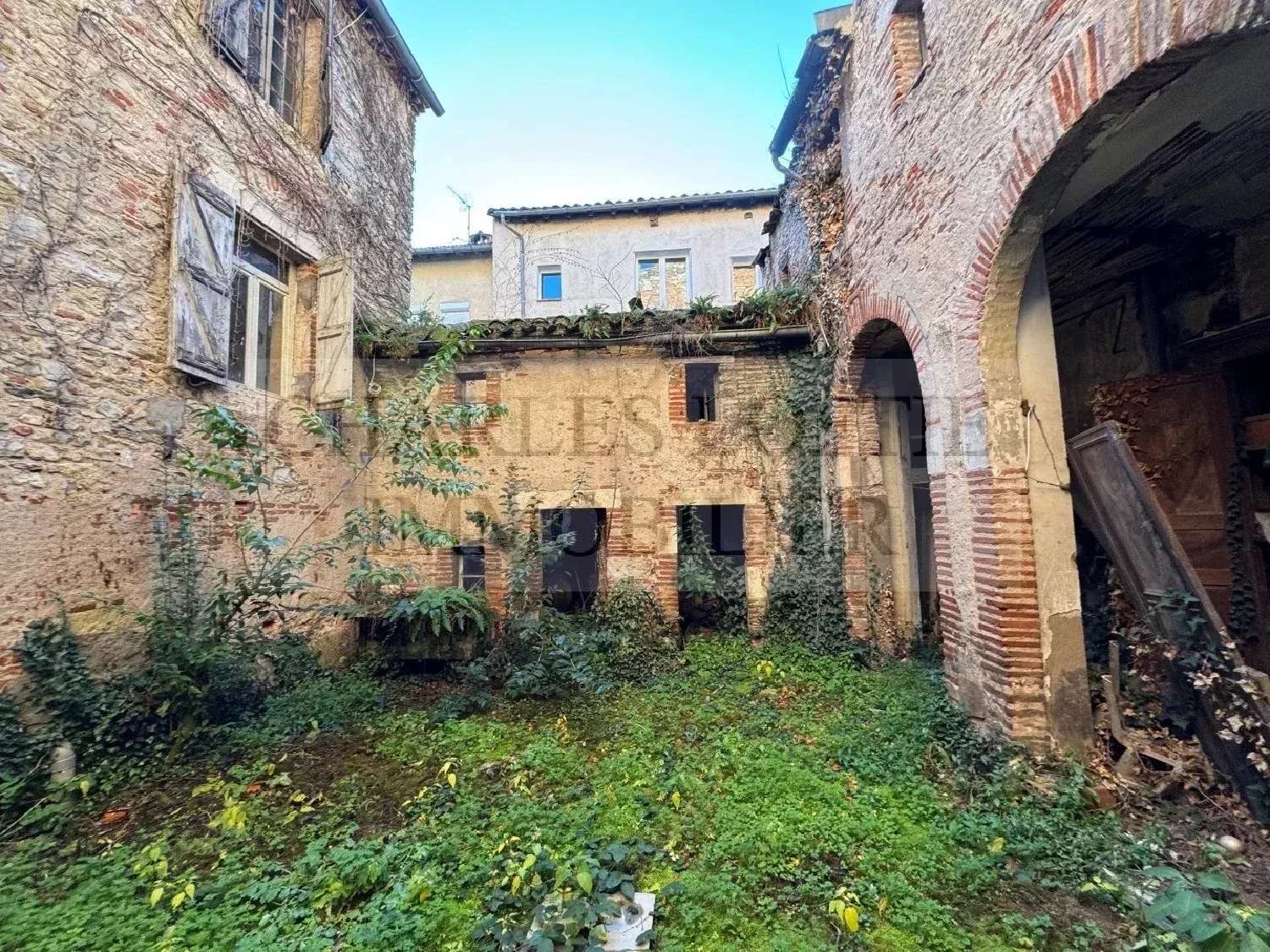 te koop huis Cahors Lot 2