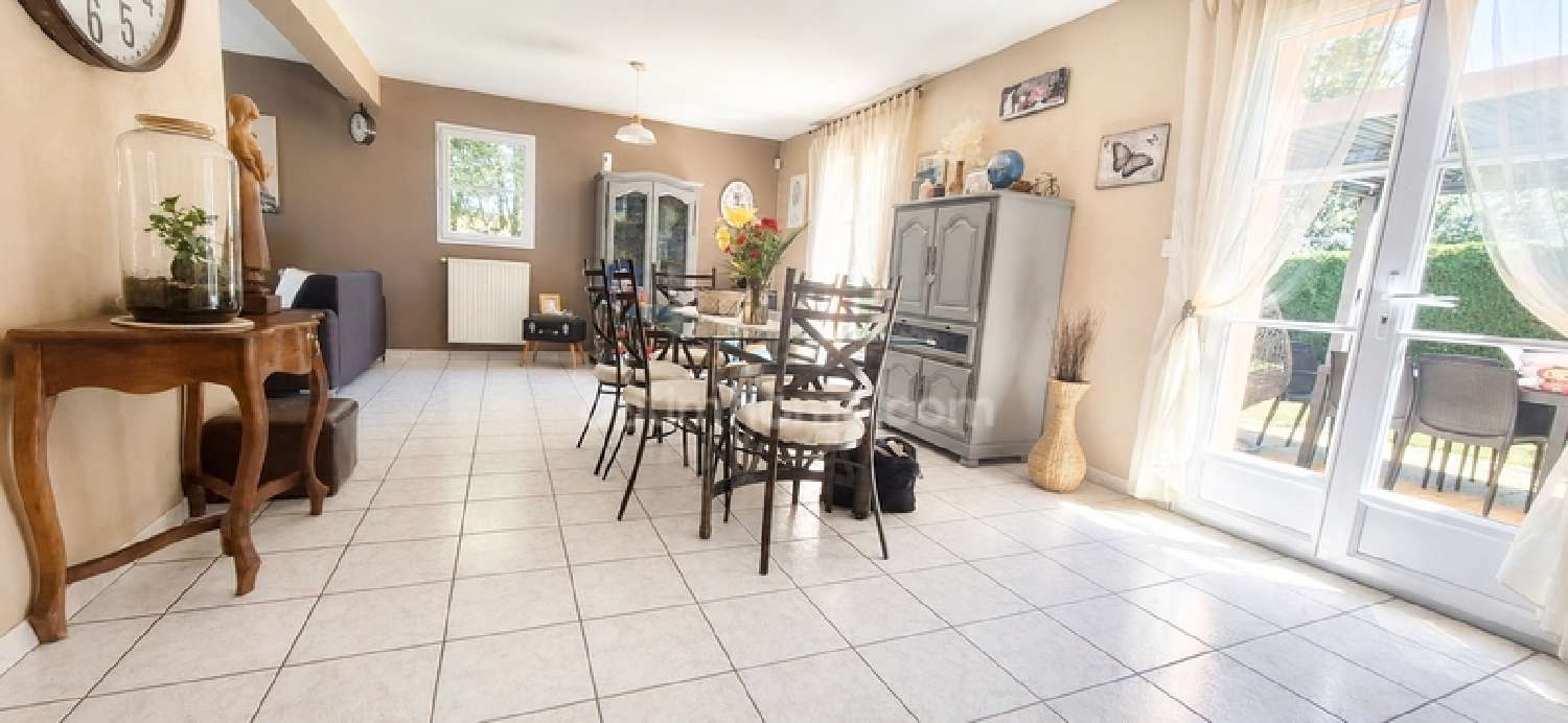 for sale house Chantonnay Vendée 7