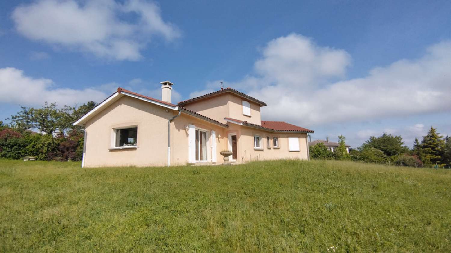 te koop huis Charly Rhône 1