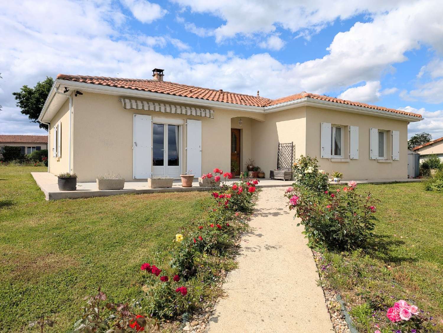  te koop huis Confolens Charente 1