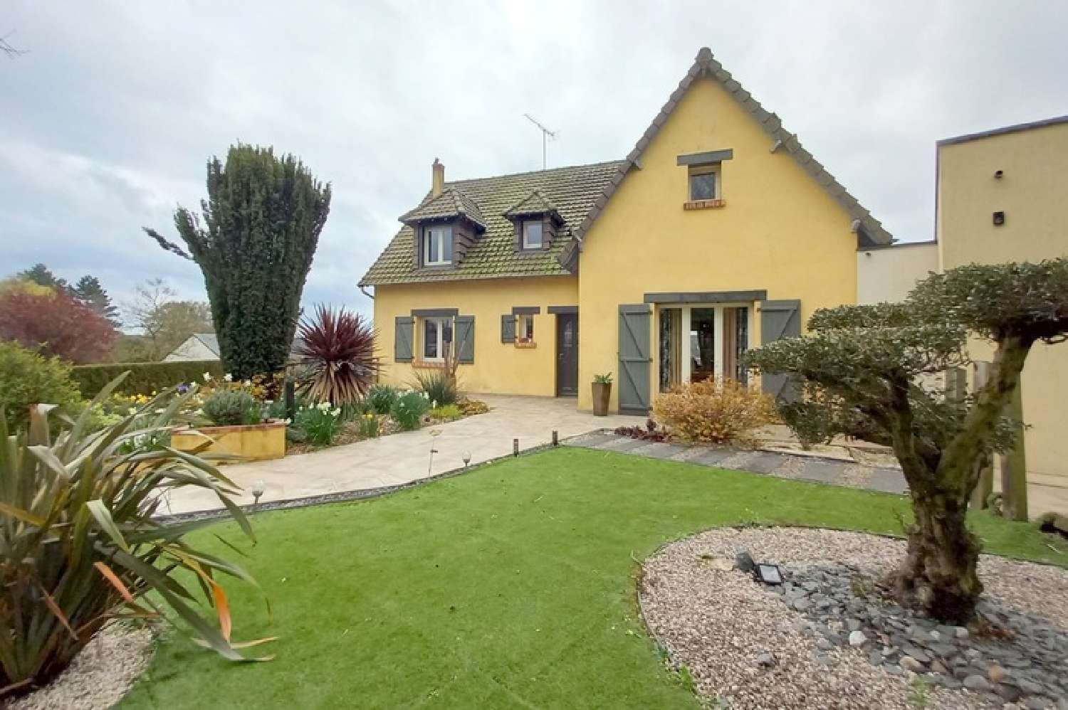  for sale house Cosmes Mayenne 2