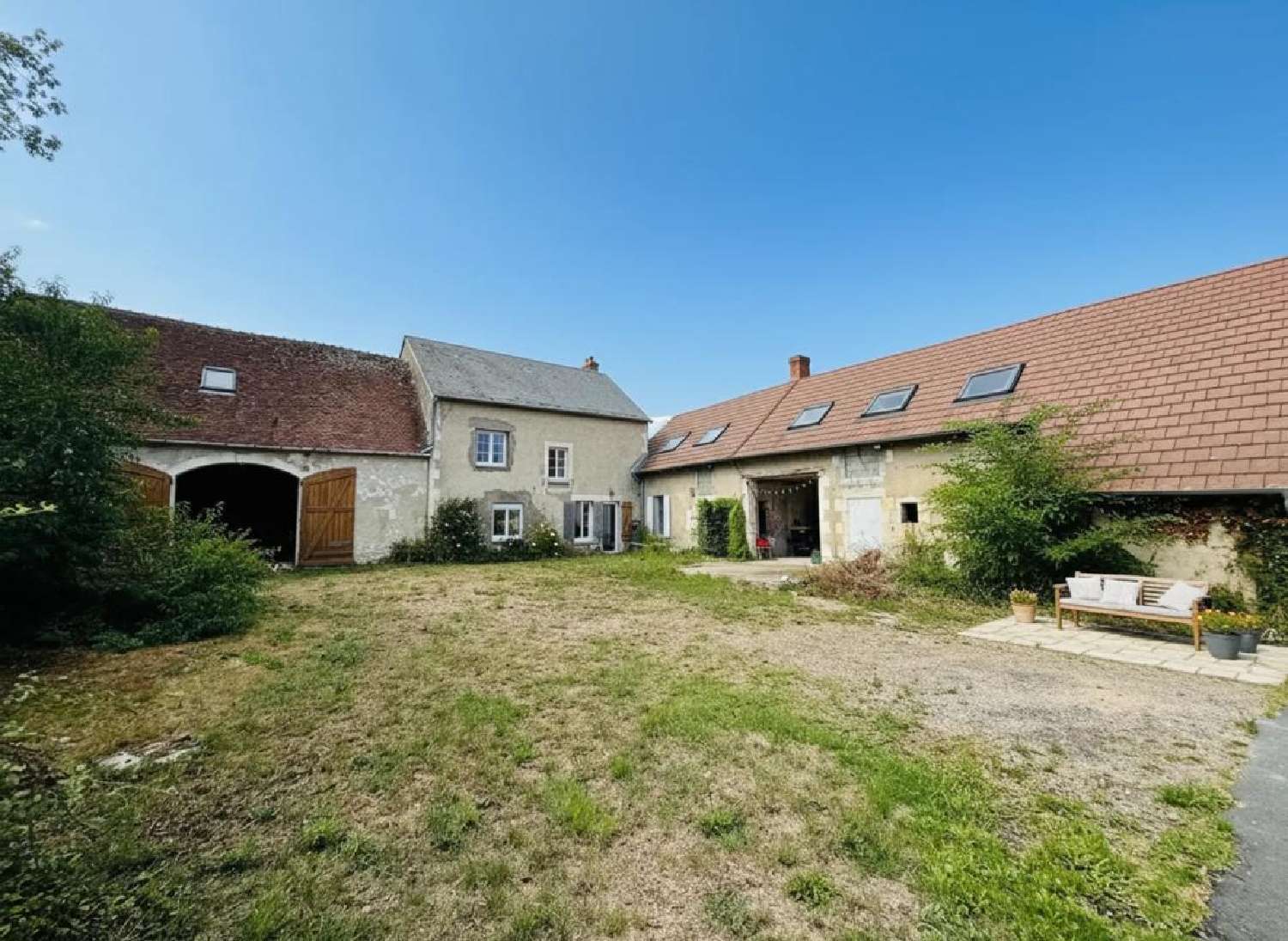  for sale house Couargues Cher 1