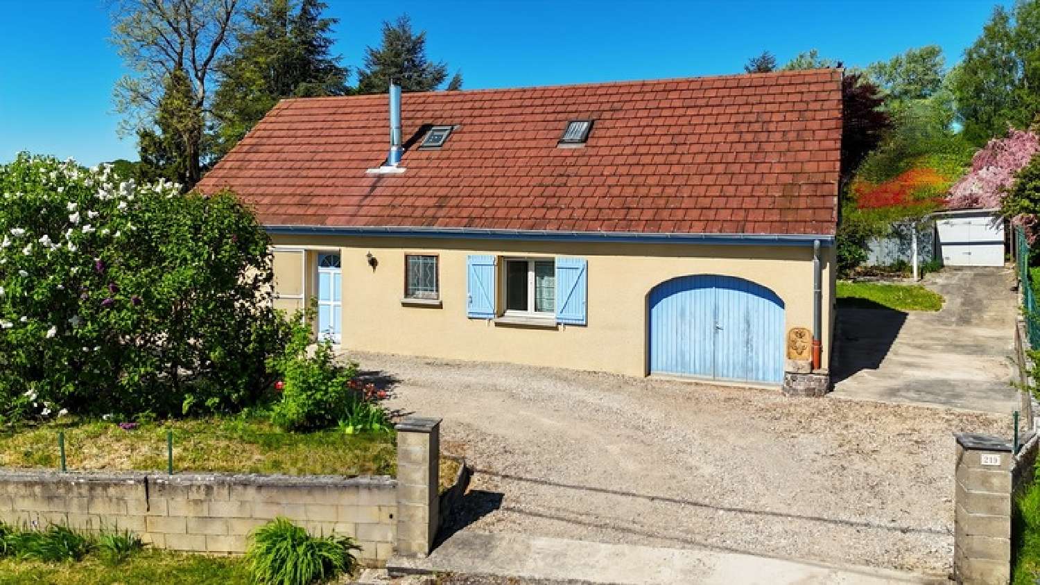  à vendre maison Courbouzon Jura 3