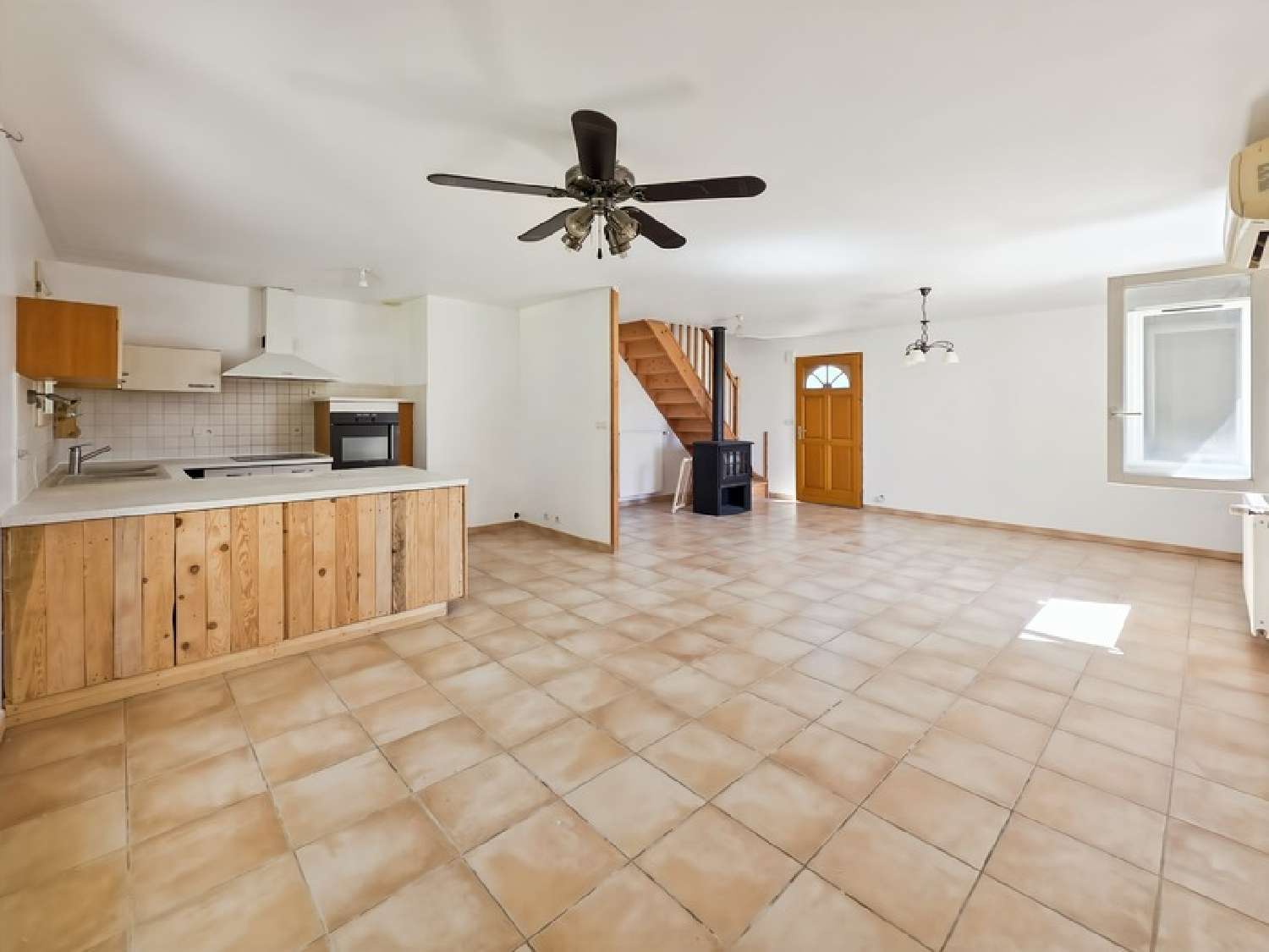  à vendre maison Courbouzon Jura 5