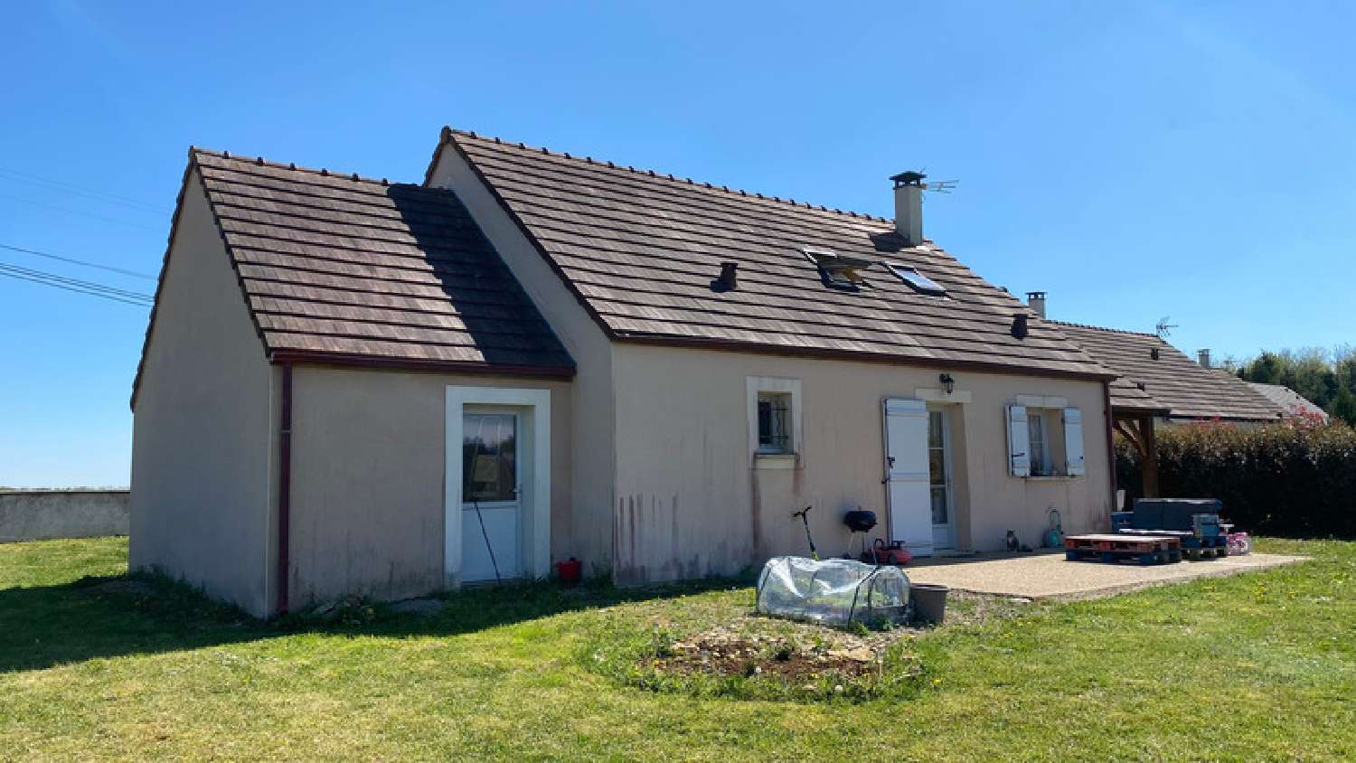 en venta casa Coutarnoux Yonne 2