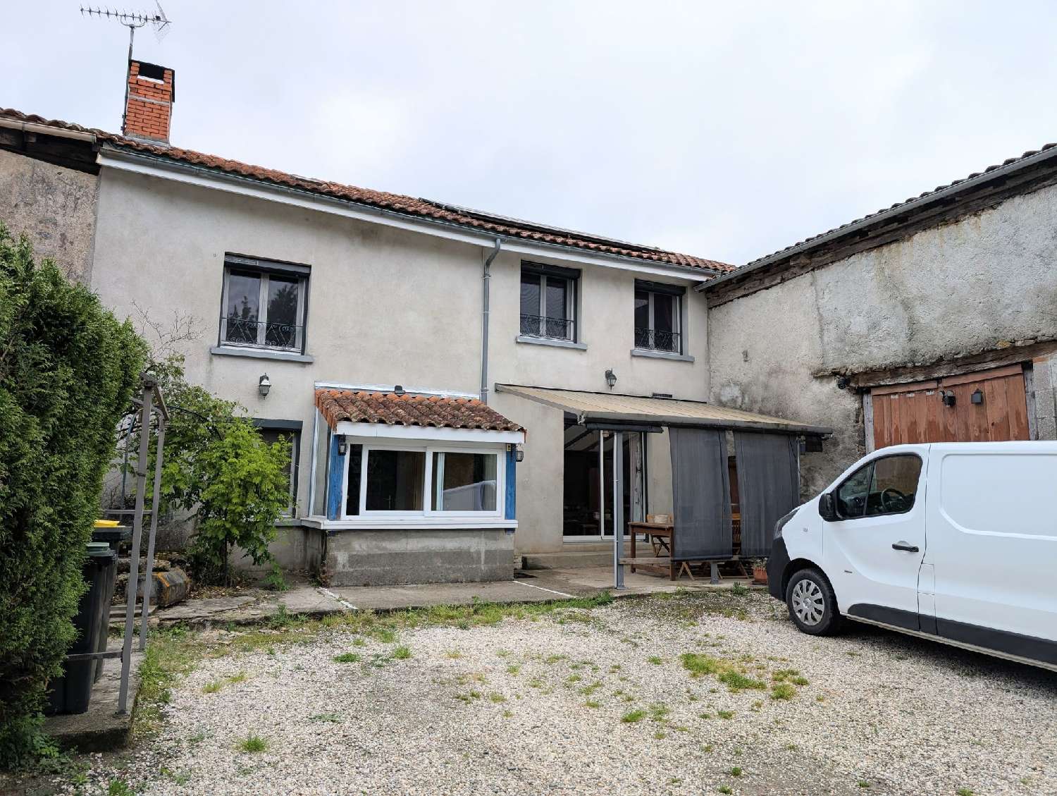  te koop huis Exideuil Charente 1