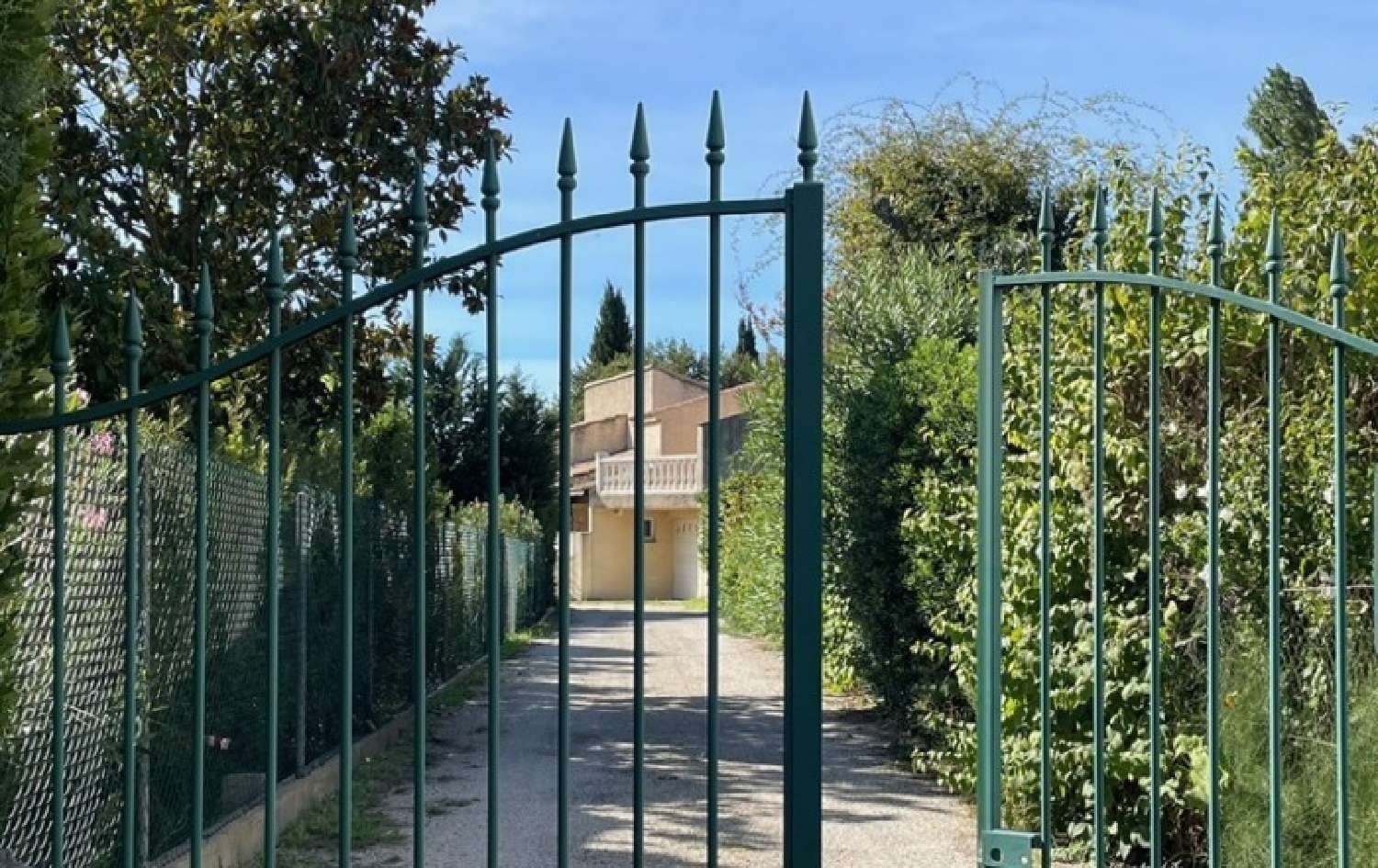  te koop huis Eyguières Bouches-du-Rhône 2