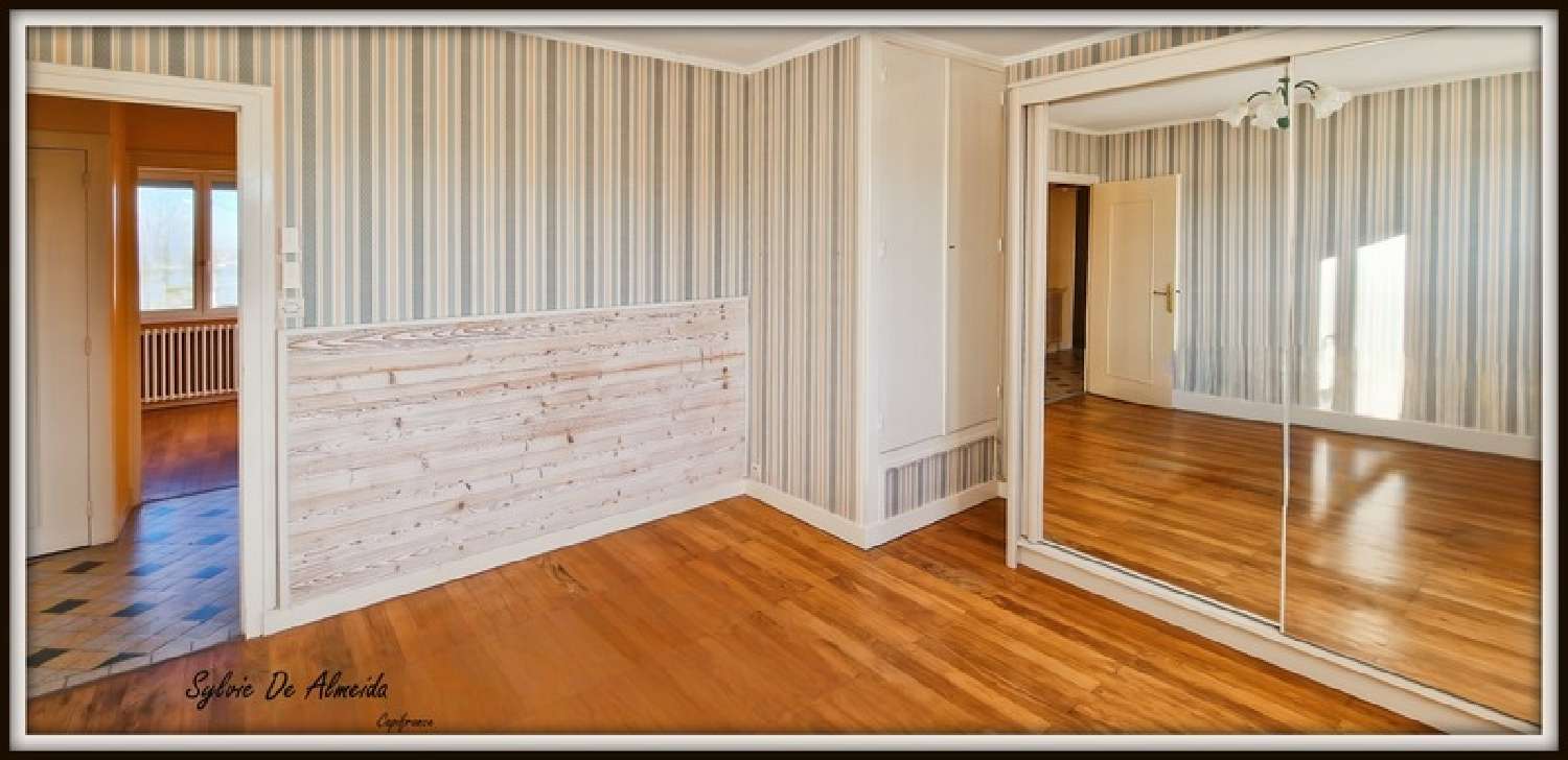 en venta casa Feillens Ain 7
