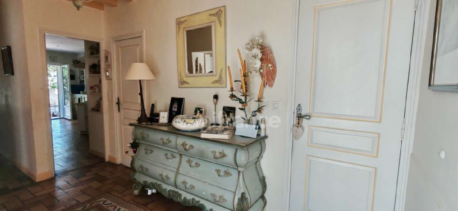  à vendre maison Fontvieille Bouches-du-Rhône 6