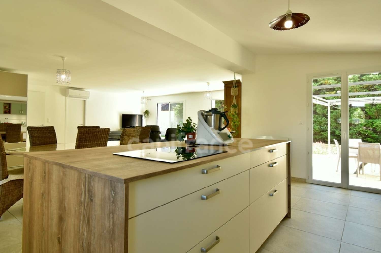  for sale house Fontvieille Bouches-du-Rhône 8