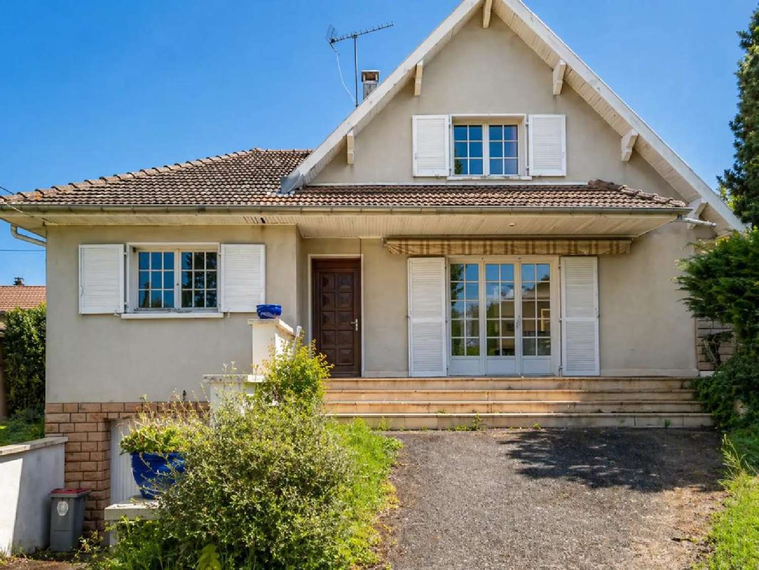 for sale house Genas Rhône 1