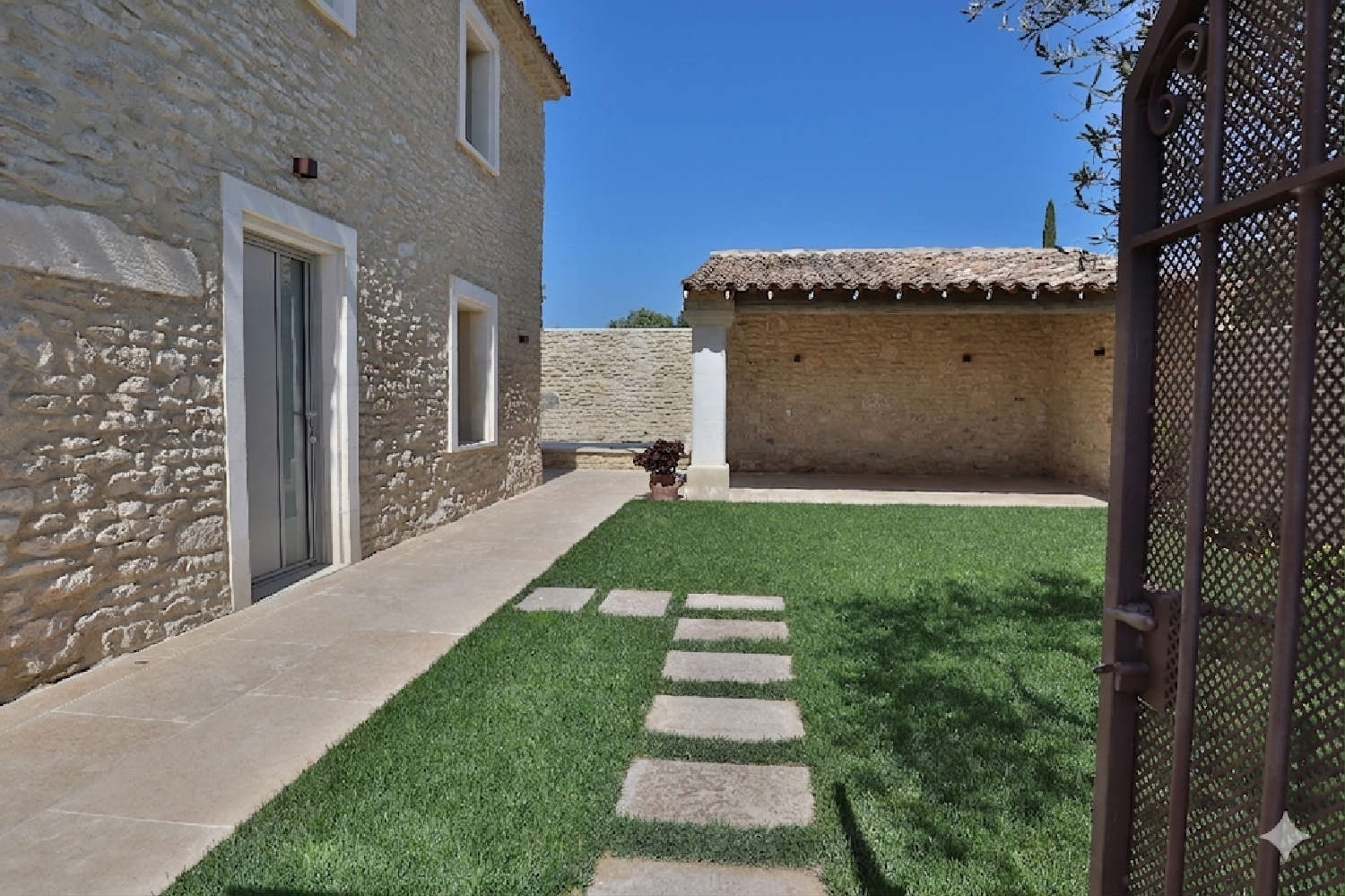  à vendre maison Gordes Vaucluse 5